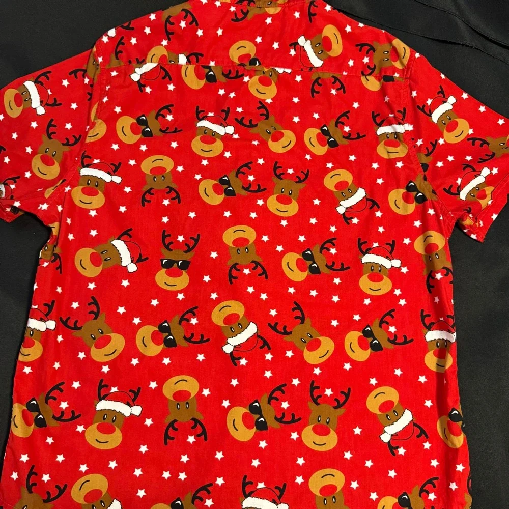 Denim & Flower Reindeer Christmas Shirt Men's XL Red Holiday Novelty Button Down